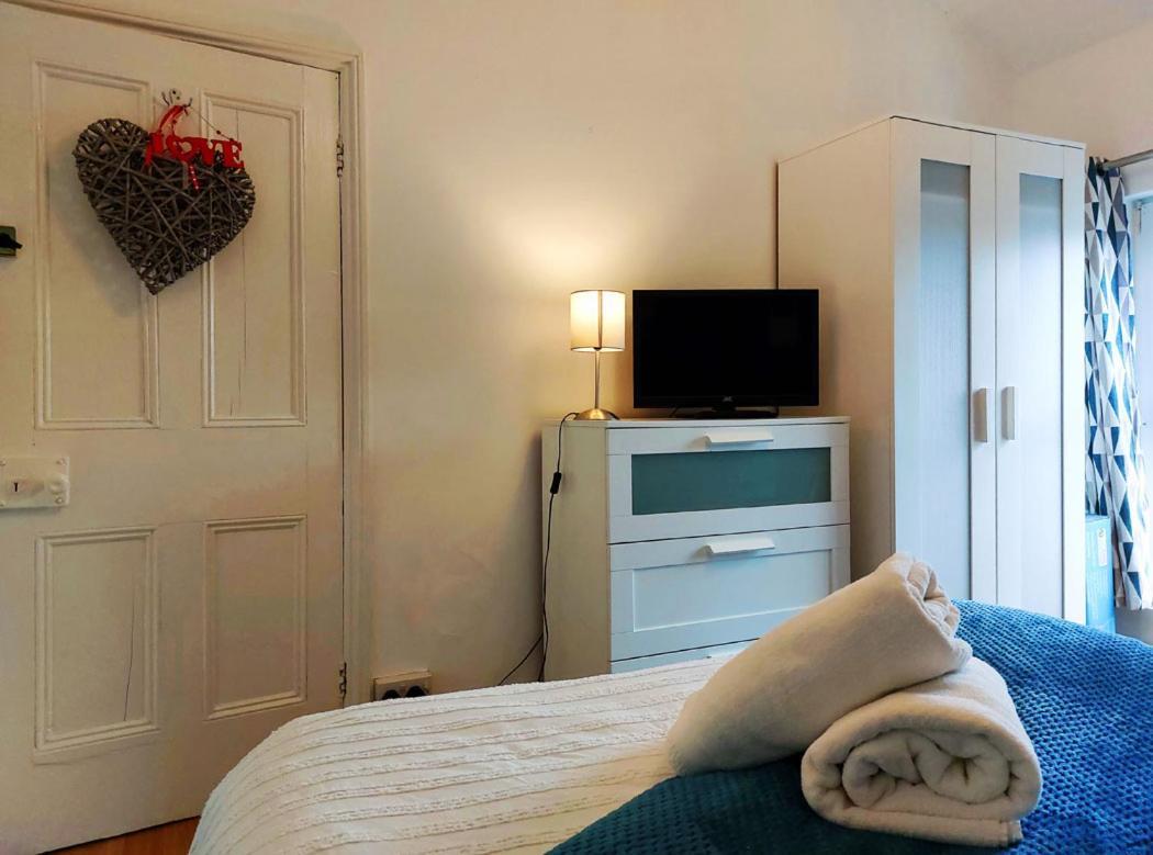 Salt Marsh Apartment Tywyn Dış mekan fotoğraf